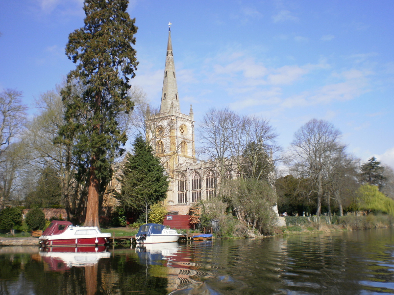 Cruising the River Avon