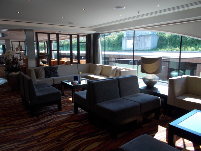 Panorama Lounge Artistry II