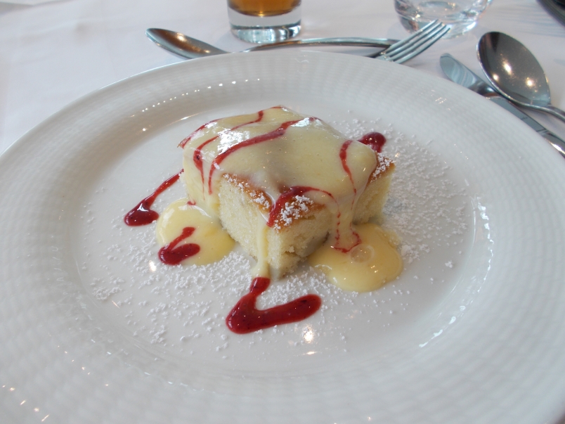 Cake with Custard Sauce