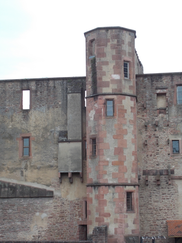 Modern Plumbing Heidelberg Castle
