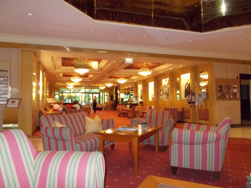 Lobby and Lounge Salzburg Sheraton