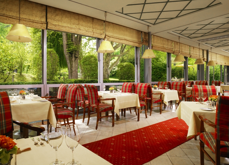 Restaurant Mirabell - photo by Sheraton