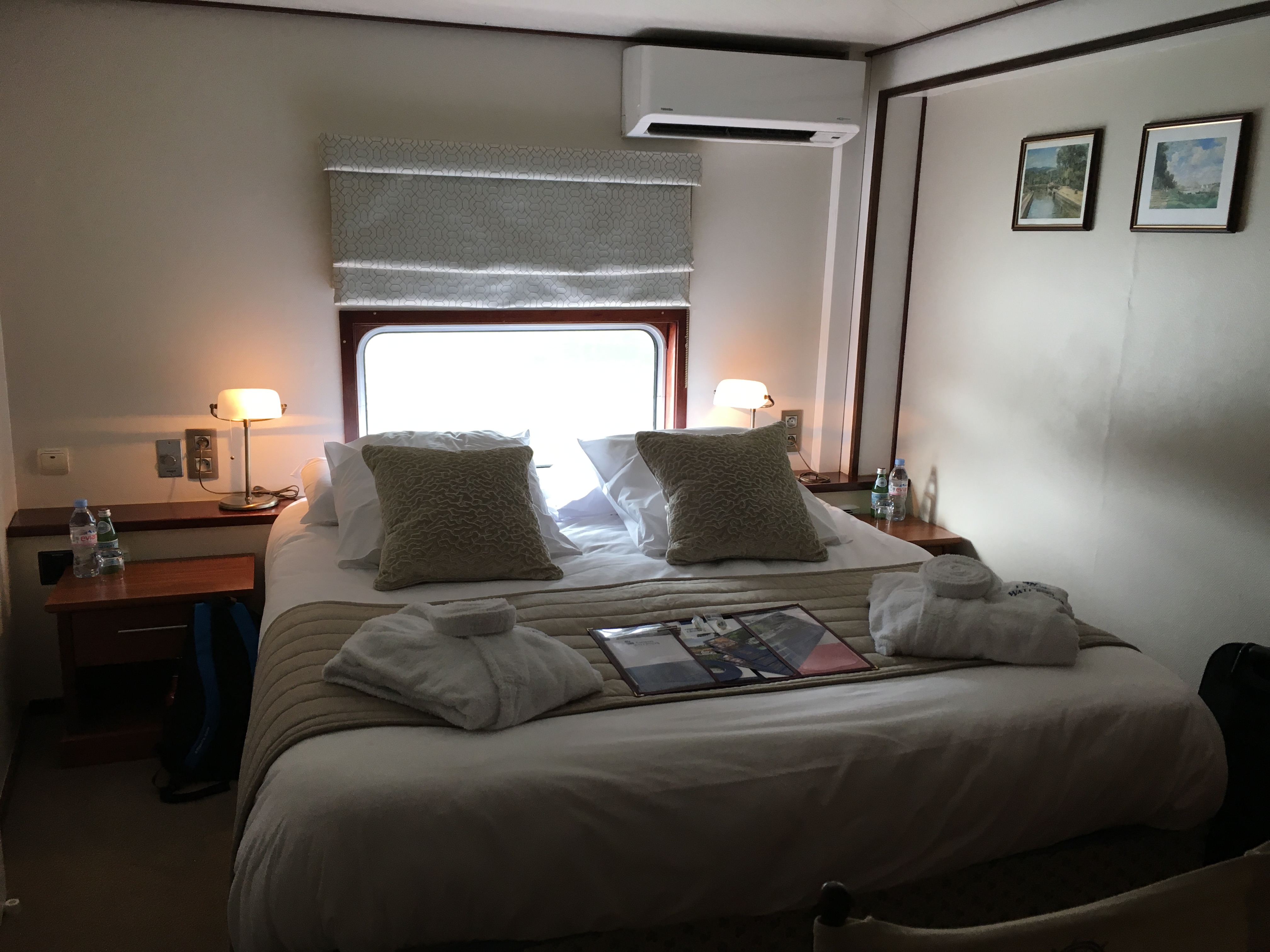 Inside a Panache Cabin - European Waterways