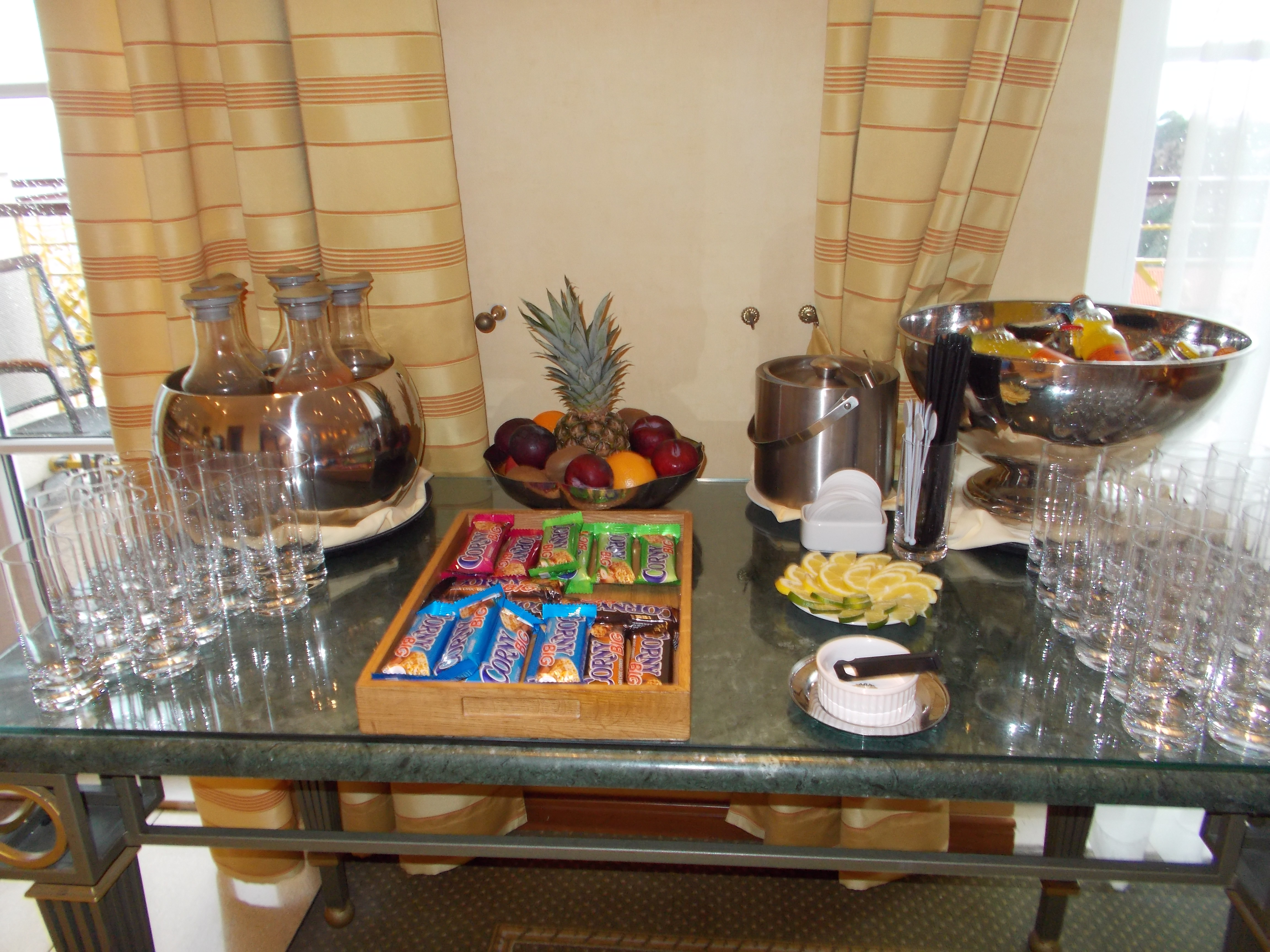 Executive Lounge Snacks Hilton Imperial Dubrovnik