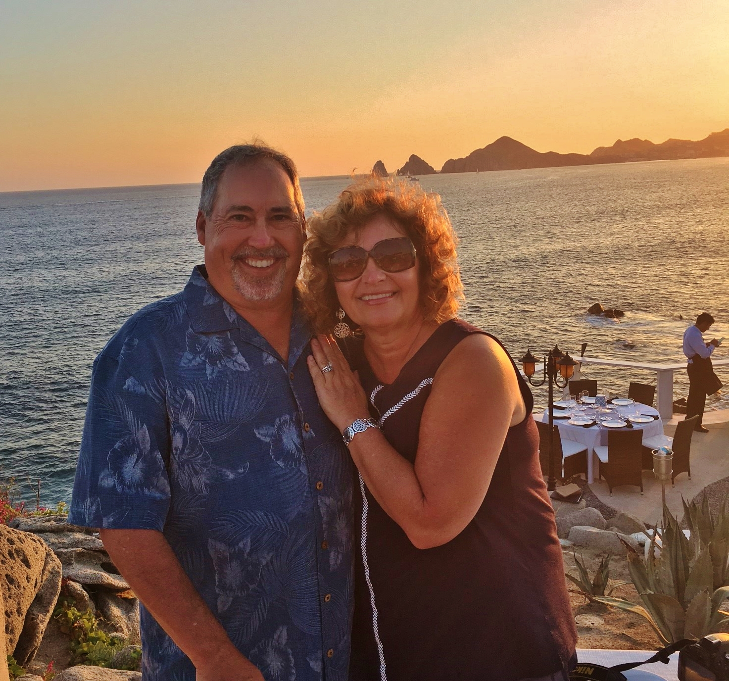 Dining at Sunset da Mona Lisa