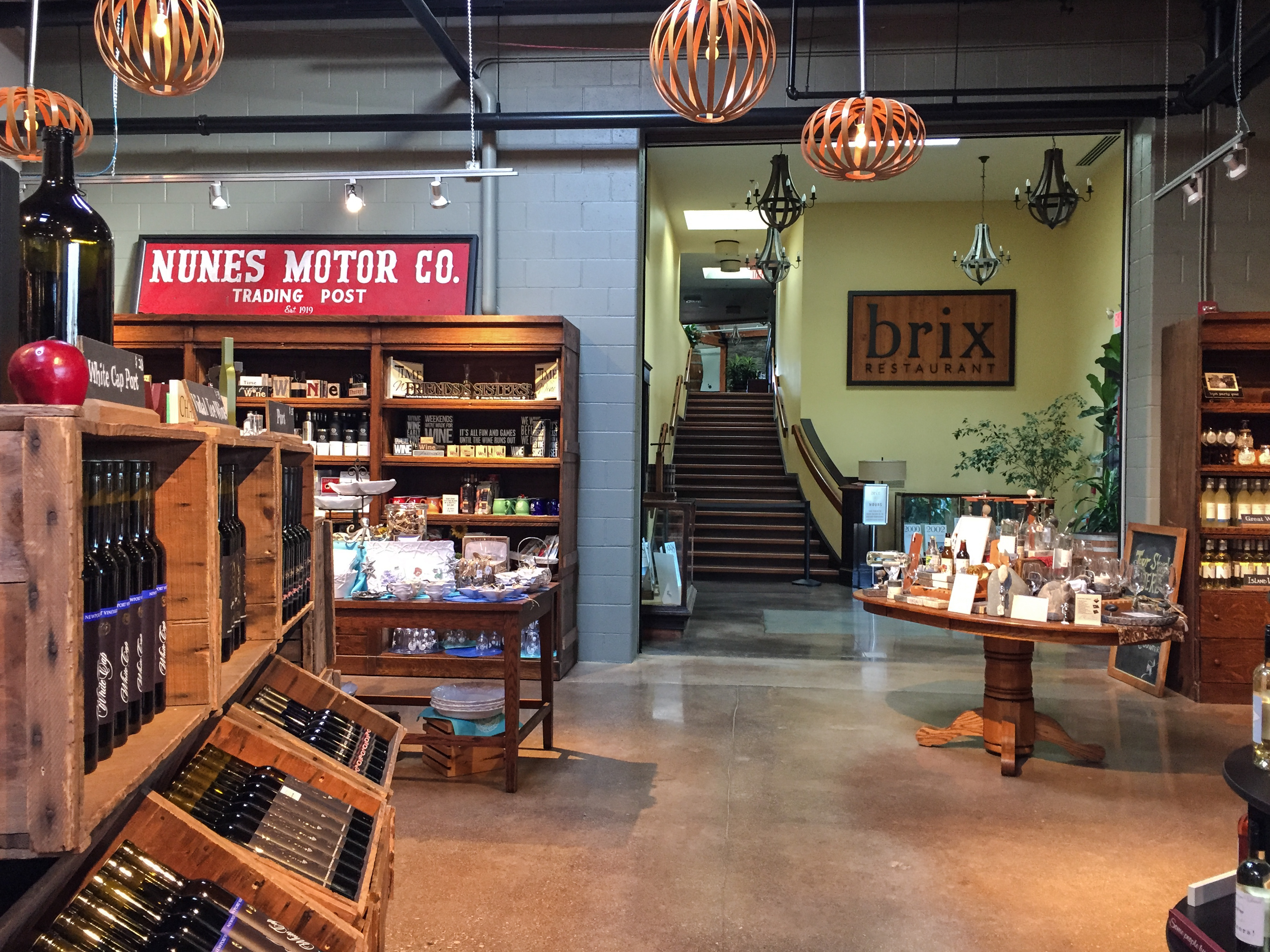The Marketplace at Newport Vineyards