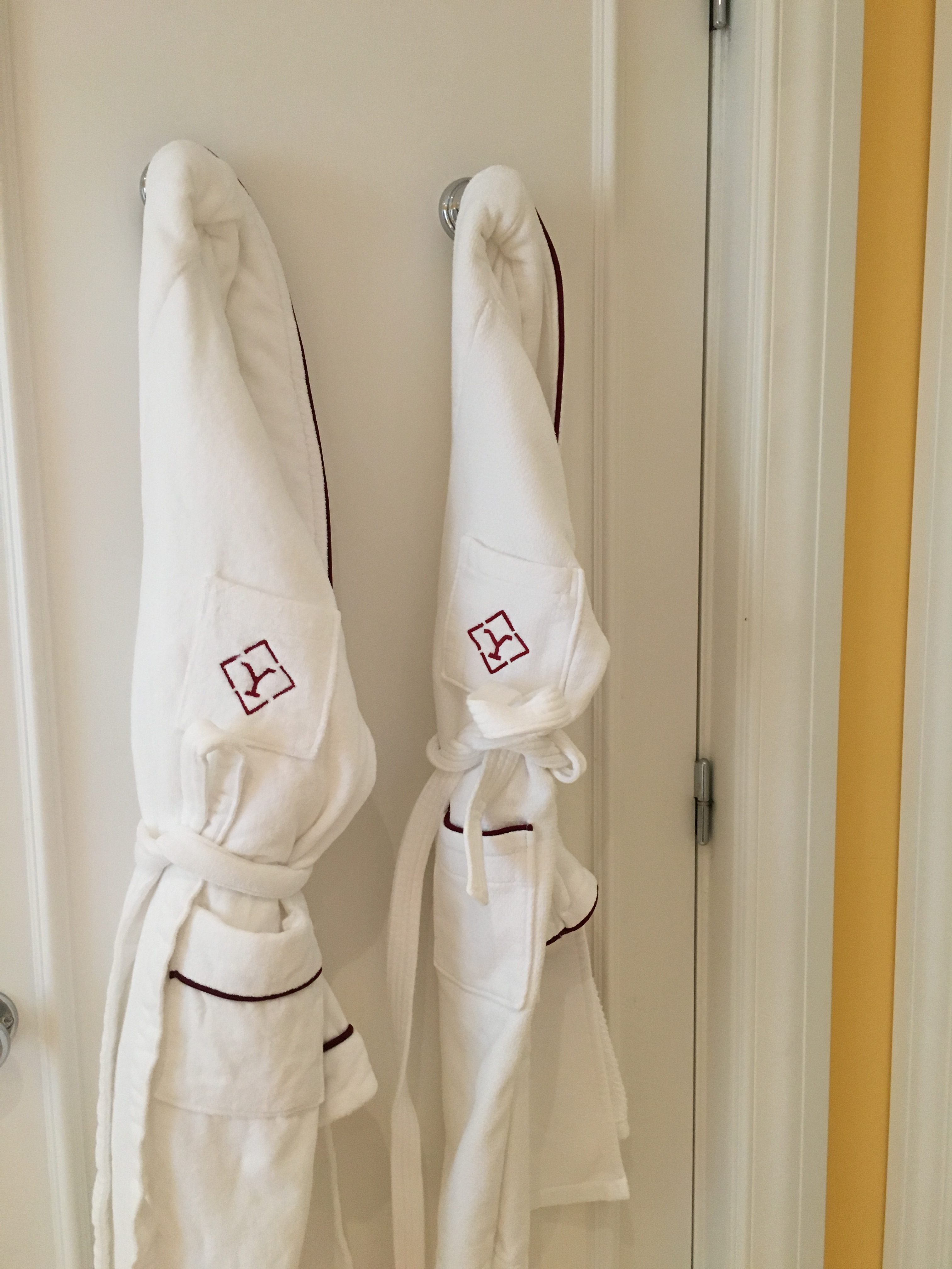 Robes - Yeatman Hotel Porto Area Portugal