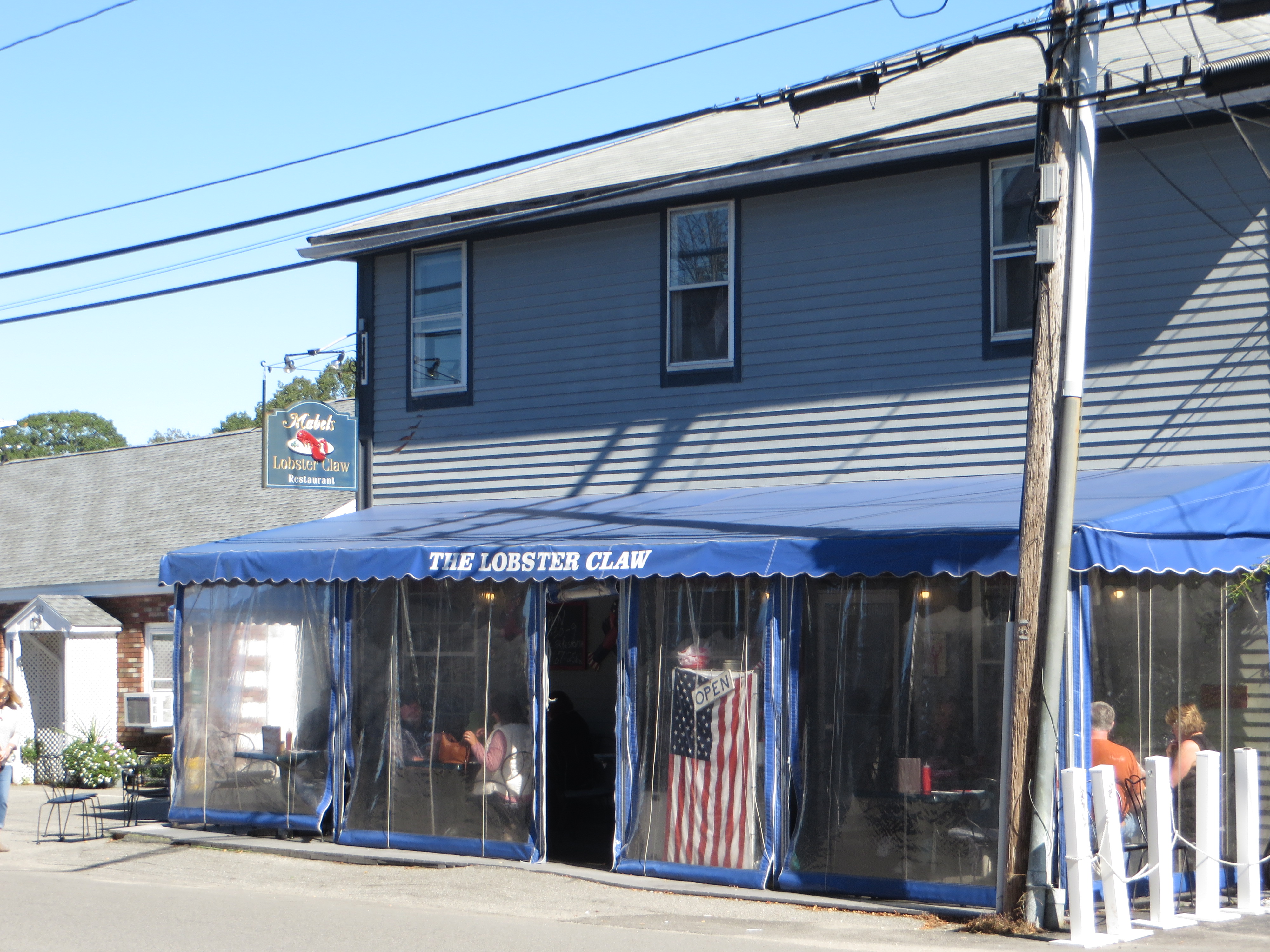 Mabels Lobster Claw favorite of Bush 41 in Kennebunkport