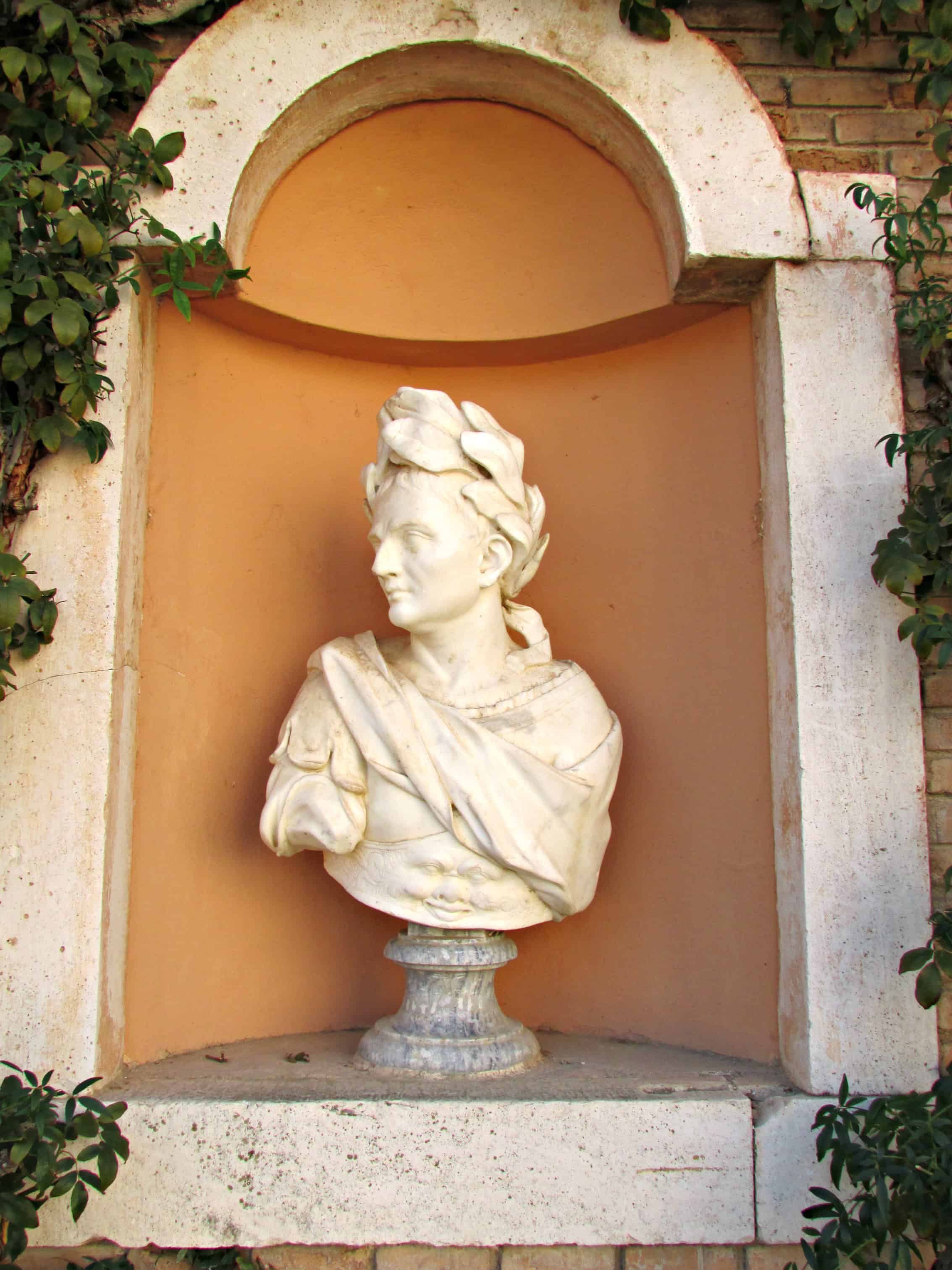 Niche in the Kings Garden Royal Palace of Aranjuez