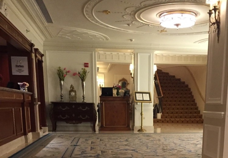 Lobby Taj Hotel.Feature