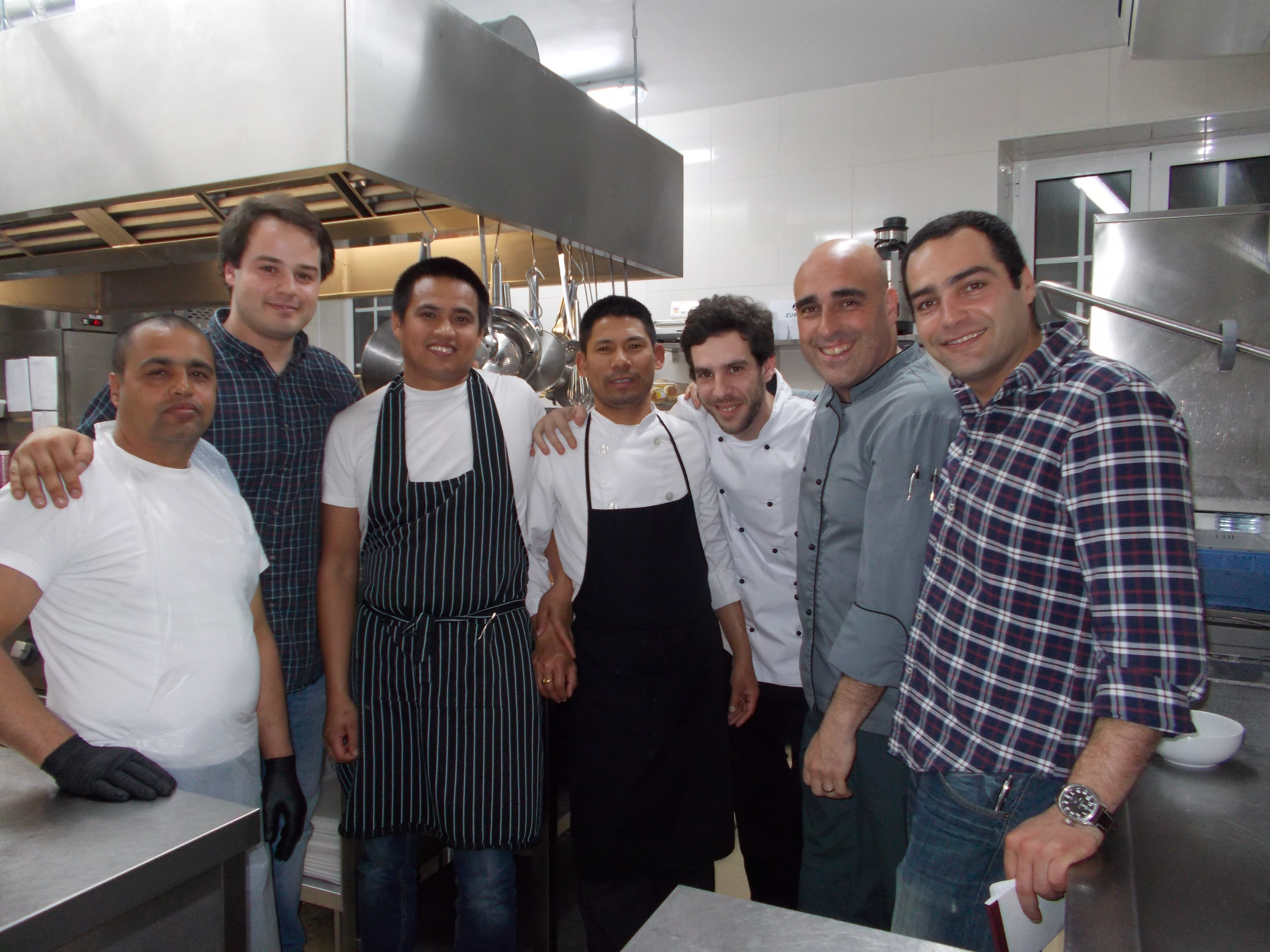 O Reserva Chef Pedro Santos, Manager Ricardo Frois, Server Carlos Sousa, Assistants to the Chef - Joao Ribeiro, Hamanta, Aovi, Surya
