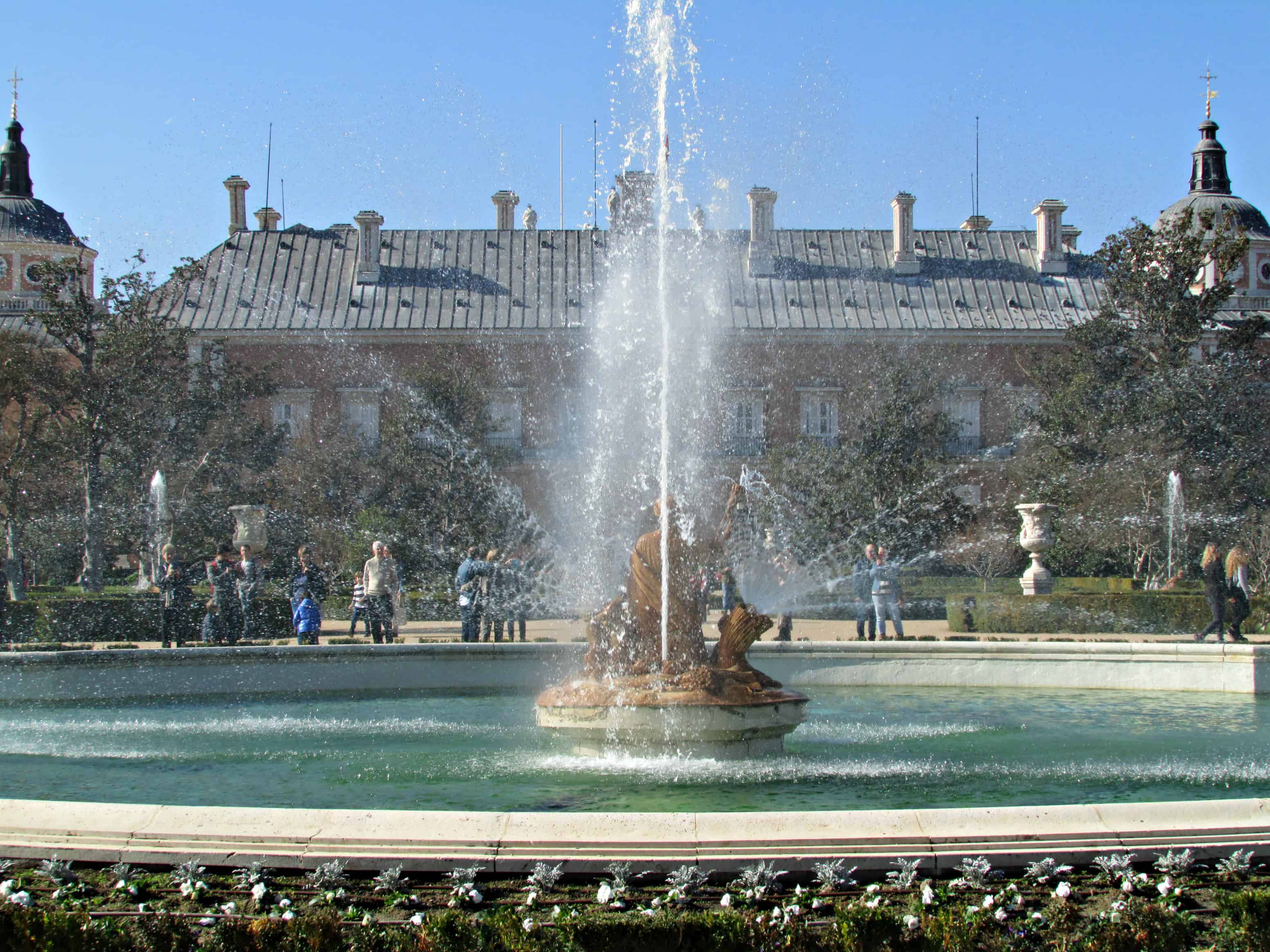 Fountain in front of Royal Palace of Aranjuez