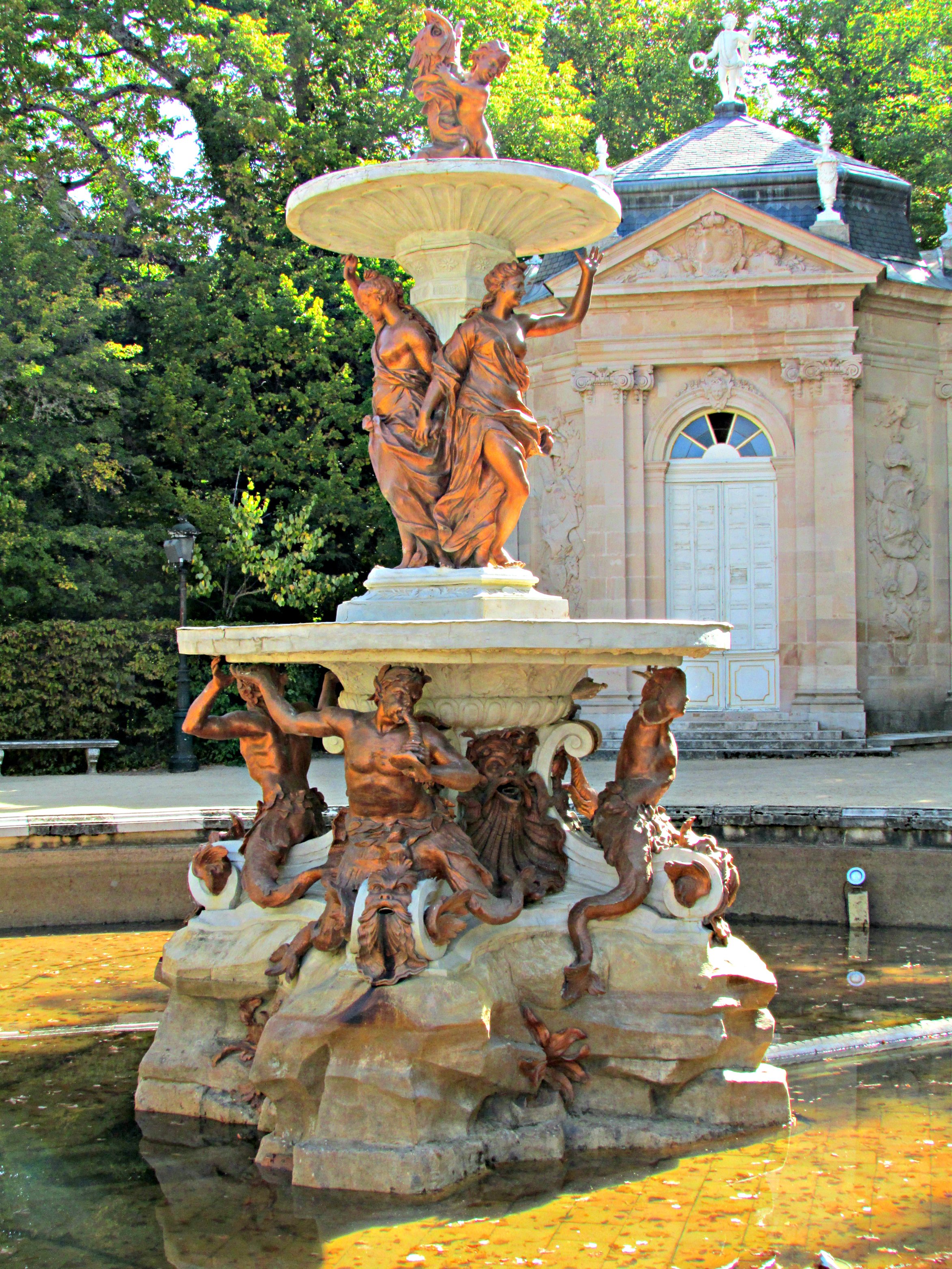 Fountain of the 3 graces marble summer house La Granja