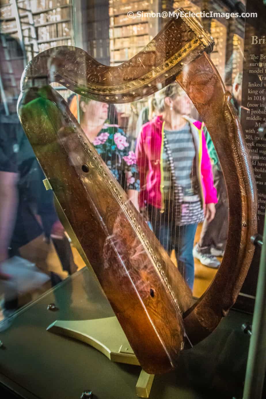 The Oldest Harp in Ireland Dating Back to the 15th Century and Now Housed in the Trinity College Library - Dublin Libraries